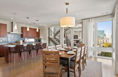 Downtown w Rooftop Deck 4 Bedrooms 3 Baths - Foto 5