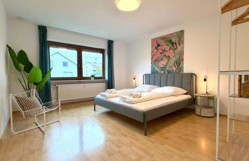 Perfekt für 4-6! Küche Garage S-Bahnhof Flughafen - Foto 5