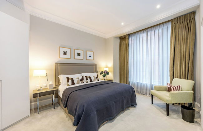 Buckingham & Lloyds Knightsbridge - Foto 6