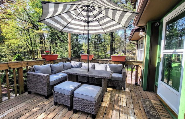 The Wooden Nest by Avantstay Deck, Big Yard w/ Hammocks & Fire Pit - Foto 27