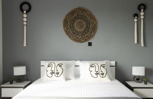 Helen's Cozy Stay - Photo 10