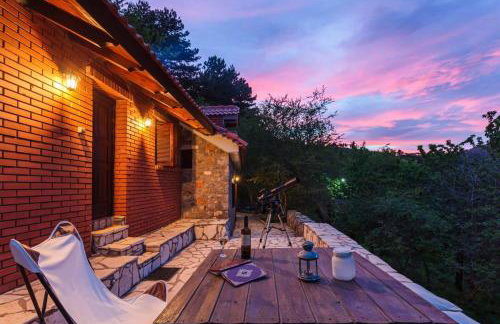 Stone Forest Escape - Cozy Cinema & Starry Sky - Foto 36