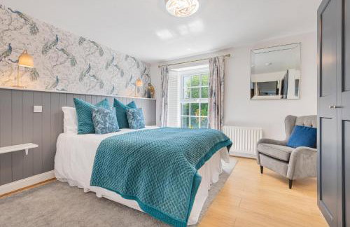 Lakeland Cottage - Bowness-on-Windermere sleeps 6 - Photo 18