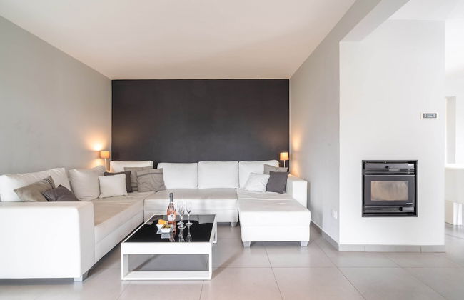 Luxurious Villa in Saint Genies de Fontedit With Heated Pool - Foto 35