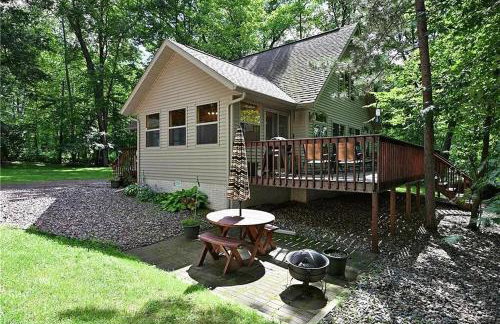 Spooner Shores - Wooded, Lakefront Retreat - Foto 12