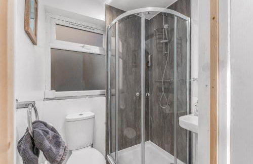 Badger Haven, Apartment 1 - Photo 6