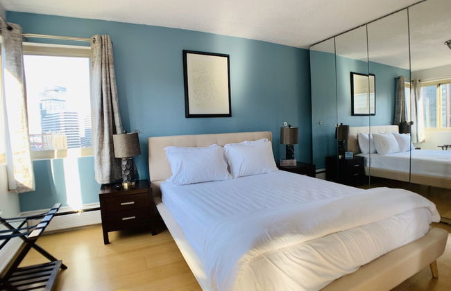 Pikes meets CapHill-Convention Center - Photo 2