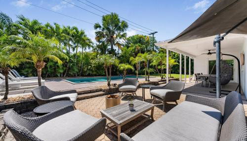 Stunning Tropical Heated Pool House Near The Beach - Foto 2