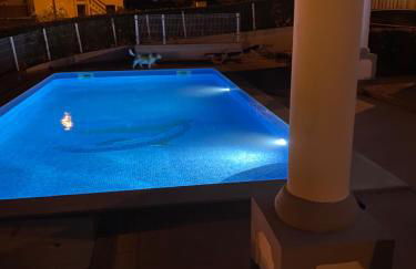 Villa Med - private pool, garden, sun all day, stunning views - Photo 12