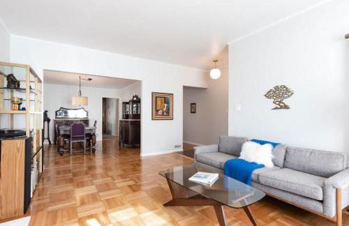 Mid-Century Modern Home in Daly City - Photo 3