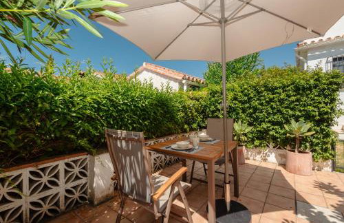 Holiday home with large sunny terrace, Costabella - Foto 36
