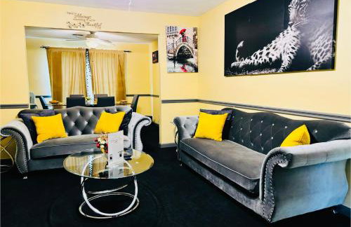 Large 3BR Home for Families and Work Stays With Fast WIFI - Foto 4