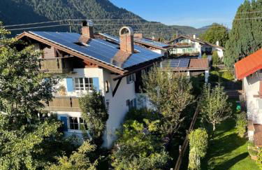 Dachgeschosswohnung mit traumhaftem Zugspitzblick bei Garmisch - Foto 23