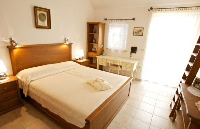 Adorable Villa With Swimming Pool and sea View - Foto 3