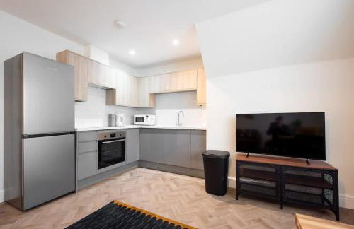 6 The Royal Serviced Apartments, Harwich - Fast WiFi, Private Parking - Foto 8