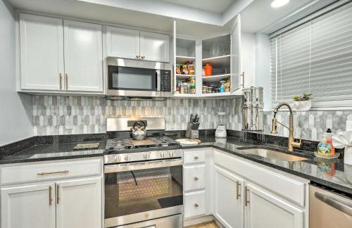 Takoma Park Apt with Wood Fire Pit Less Than 8 Mi to DC - Foto 8