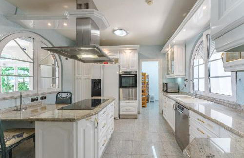 Gorgeous Golf Villa - Foto 78