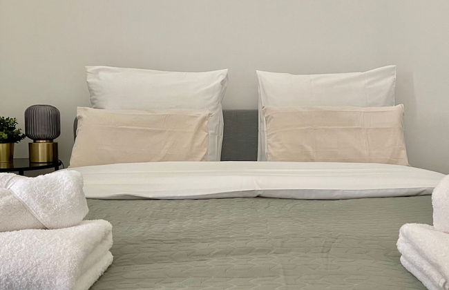 Serviced Studio Apartments in Utrecht - Photo 6