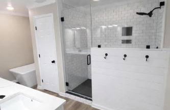 Spacious 6Bed Woodland Retreat with Movie Room & Deck - Foto 12