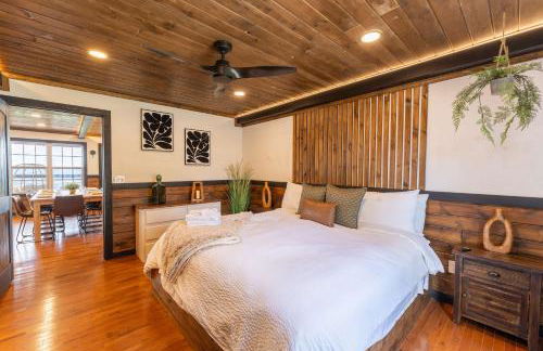 Mountain High Cabin with hot tub fire pit & indoor pool - Foto 17