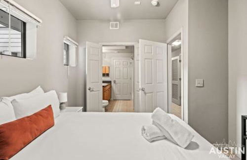 Perfect Location Near UT and Large Patio With A View - Foto 28