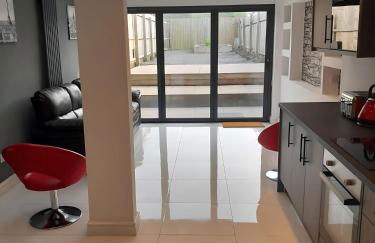 Contemporary and Spacious Home - Foto 11