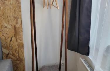 Le plein centre rez de chaussee au cœur de Calais - Foto 17