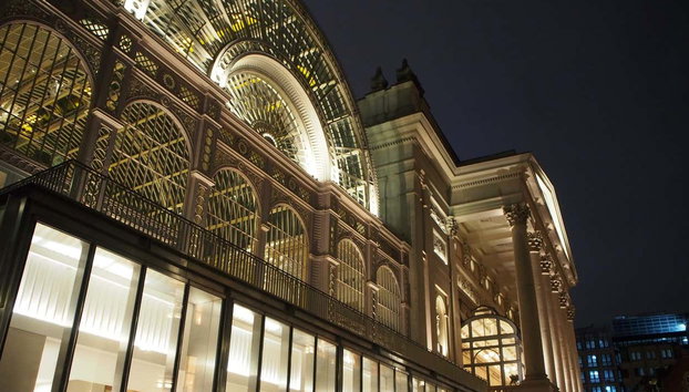 Paseo nocturno por el Londres actual - Foto 2, Edificios iluminados por la noche