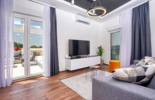 VILLA CVITA is a modern 5-bedroom villa with a Jacuzzi, a Gym and Finnish Sauna, a heated pool, and amazing views - Foto 28