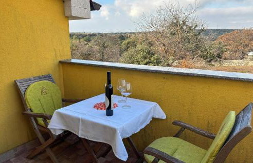 1 Bedroom Lovely Apartment In Belej - Foto 6