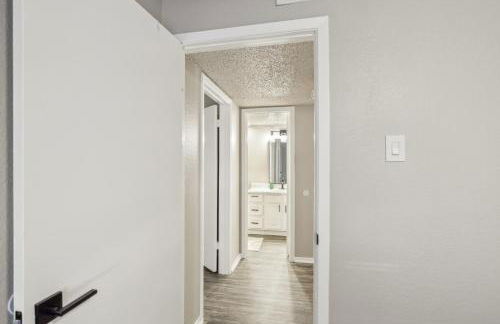 The Landry 178 Spacious and Cozy 2 Bedroom 1bth - Foto 34