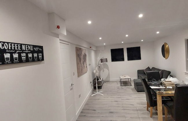 Modern 3 Bedrooms Apt. 01 - Camberley - Foto 16