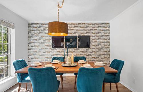 The Pines I Sleeps 12 I Private Pool I Patio & BBQ - Foto 22