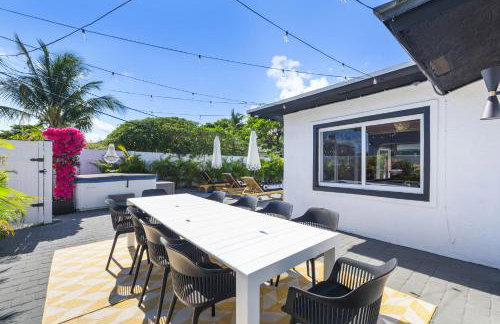 5 Min to Beach - Heated Pool Hot Tub 85 TV's BBQ Games - Foto 64