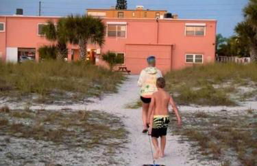 Beachfront Condo On Quiet Treasure Island- 1 Bed - Photo 20