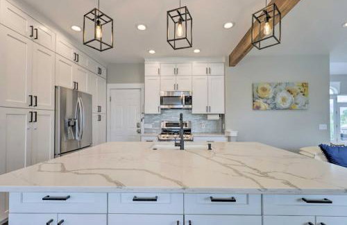 Spacious South Jordan Family Home with Private Yard! - Photo 8