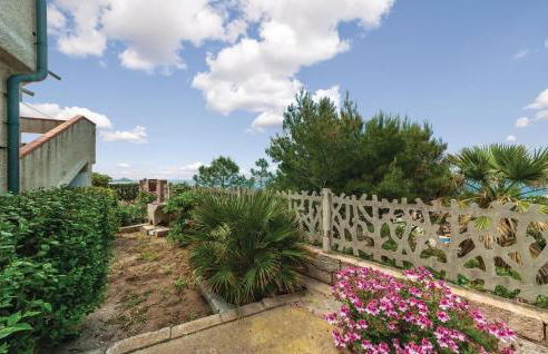 Awesome Apartment In Porto Alabe - Foto 6