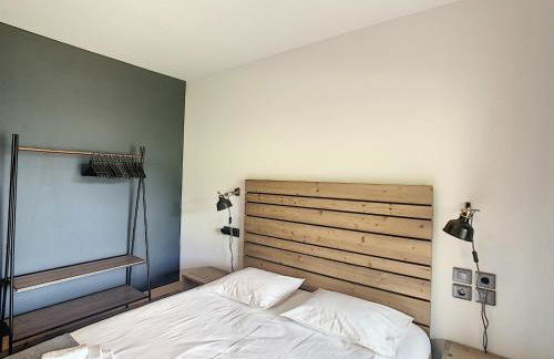 Demi-chalet de luxe avec piscine et vue Mont Blanc - FR-1-560-71 - Photo 27