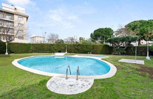 Precioso apto, con piscina en puerto de Cambrils, wifi y parking incluido - Photo 1