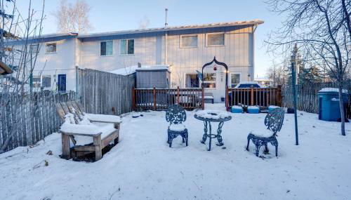 U-Med District Townhome with Private Yard and Grill - Photo 3