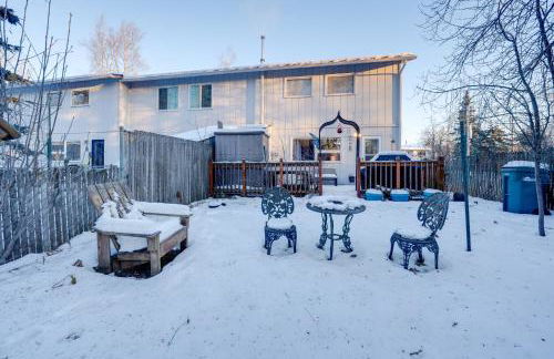 U-Med District Townhome with Private Yard and Grill - Photo 3