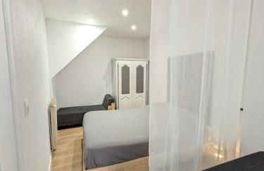 Sous la tour - Foto 12