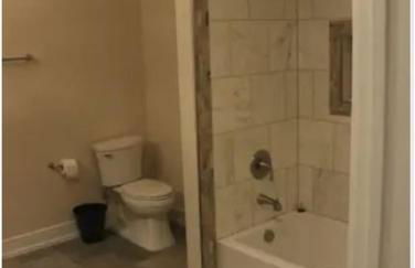 Entire 3 bedroom Private Luxury Condo - Photo 13