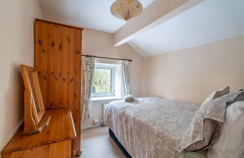 Hideaway Cottage - Photo 13