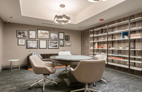 Experience Downtown Chicago at Millennium - Luxury Apartments in The Loop - Photo 6