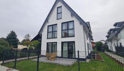 Rose Garden 1 & 2 - 2 Doppelhaushälften mit Fitnessräume - Foto 4, Garden