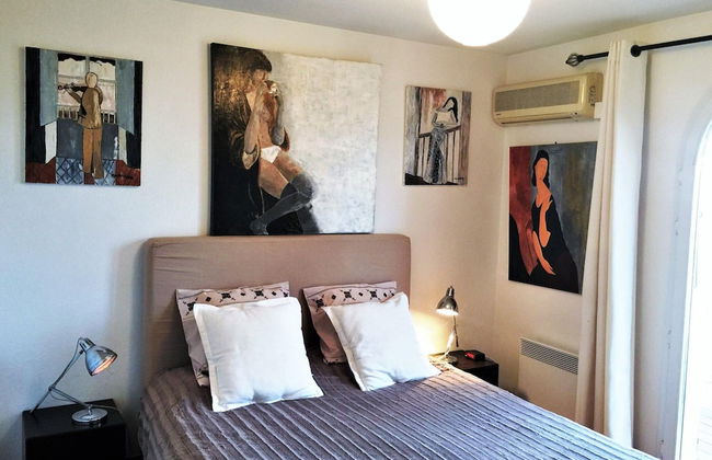 Apartment With sea View and Pool - Photo 5