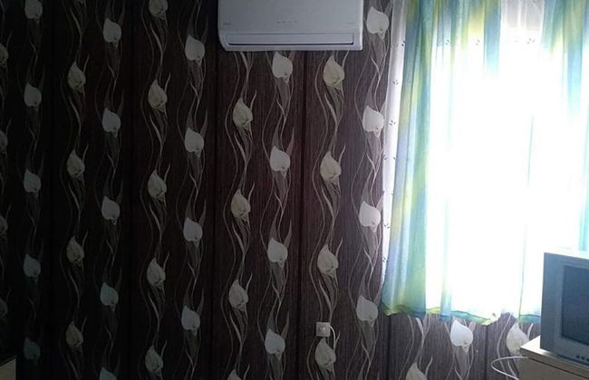 Ideal Bungalow for 2 or 3 Guests Surrounded by a Lovely Garden - Foto 9