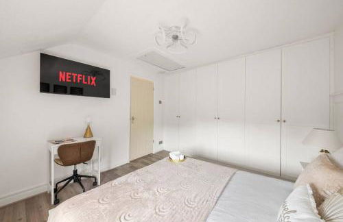 Radiant Retreat Datchet-12 mins to Heathrow close to Windsor ,Legoland, Eton and Slough - Foto 9