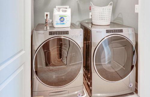 2 Mi to Hollywood Casino Charles Town Townhome! - Foto 27